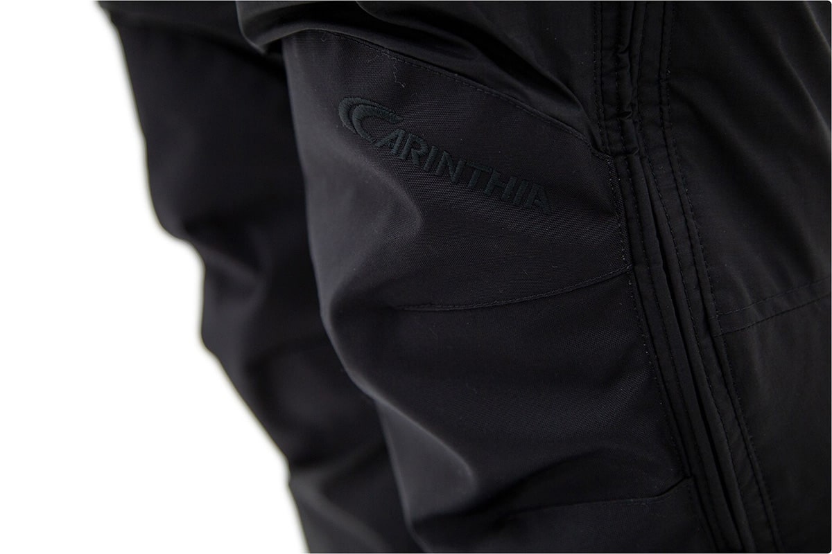 carinthia-spodnie-ecig-czarne-kolana